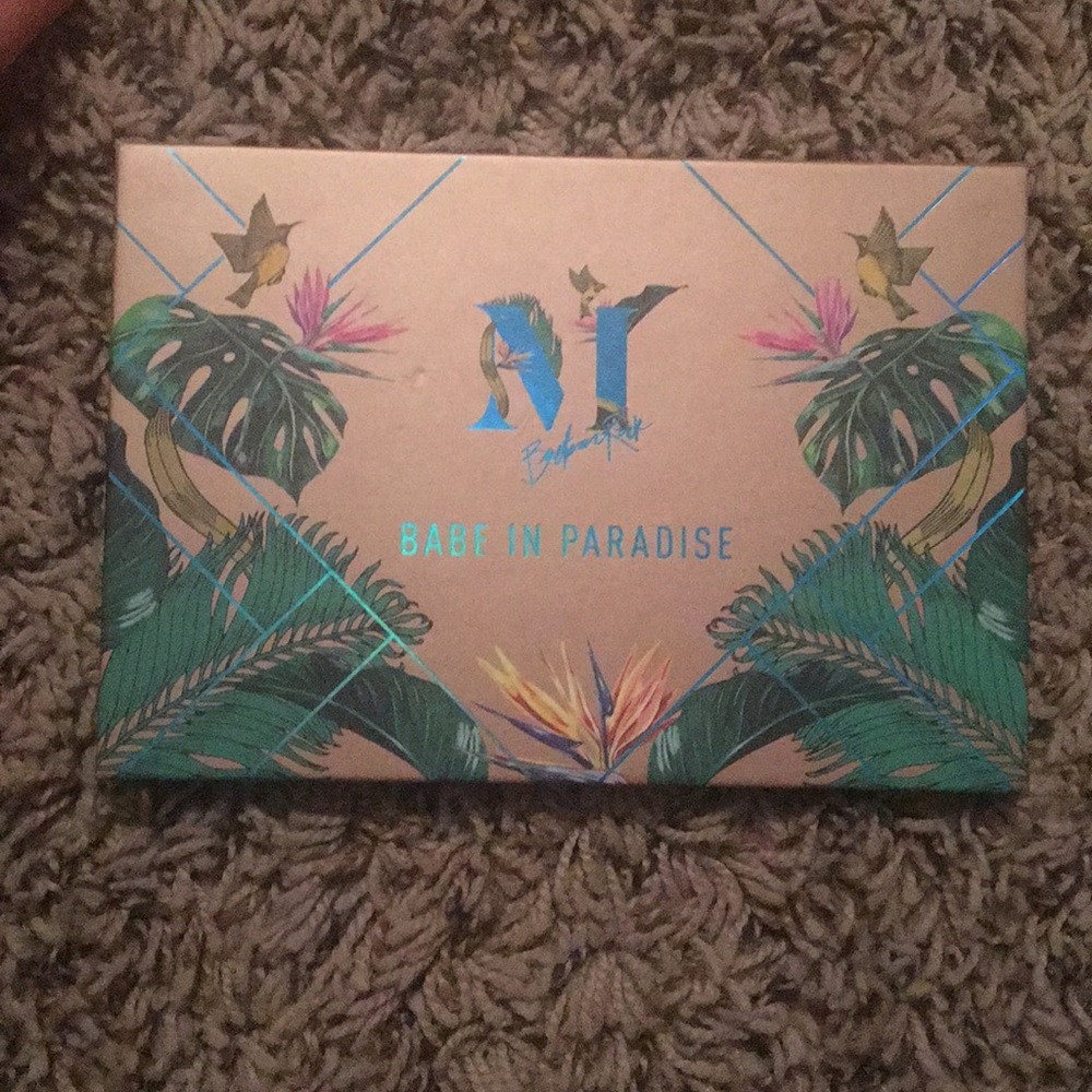 Babe in paradise highlighting pallette